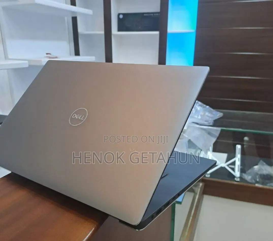 New Laptop Dell XPS 15 16GB Intel Core I7 SSD 512GB