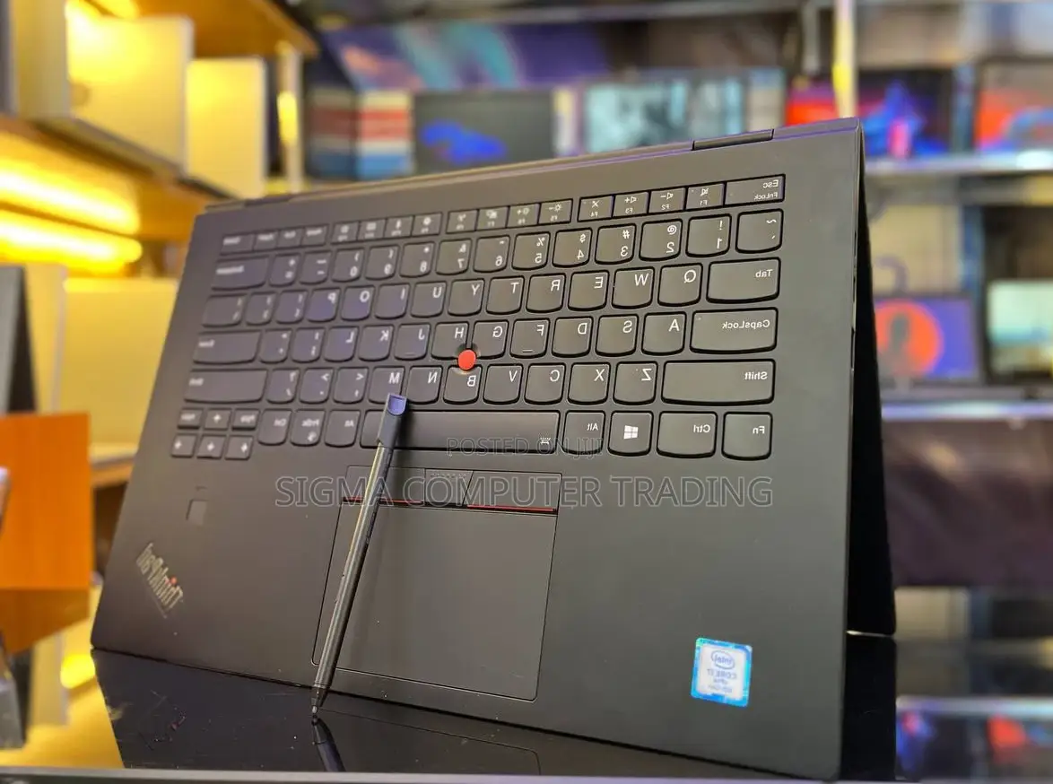 New Laptop Lenovo ThinkPad Yoga 16GB Intel Core I7 SSD 512GB