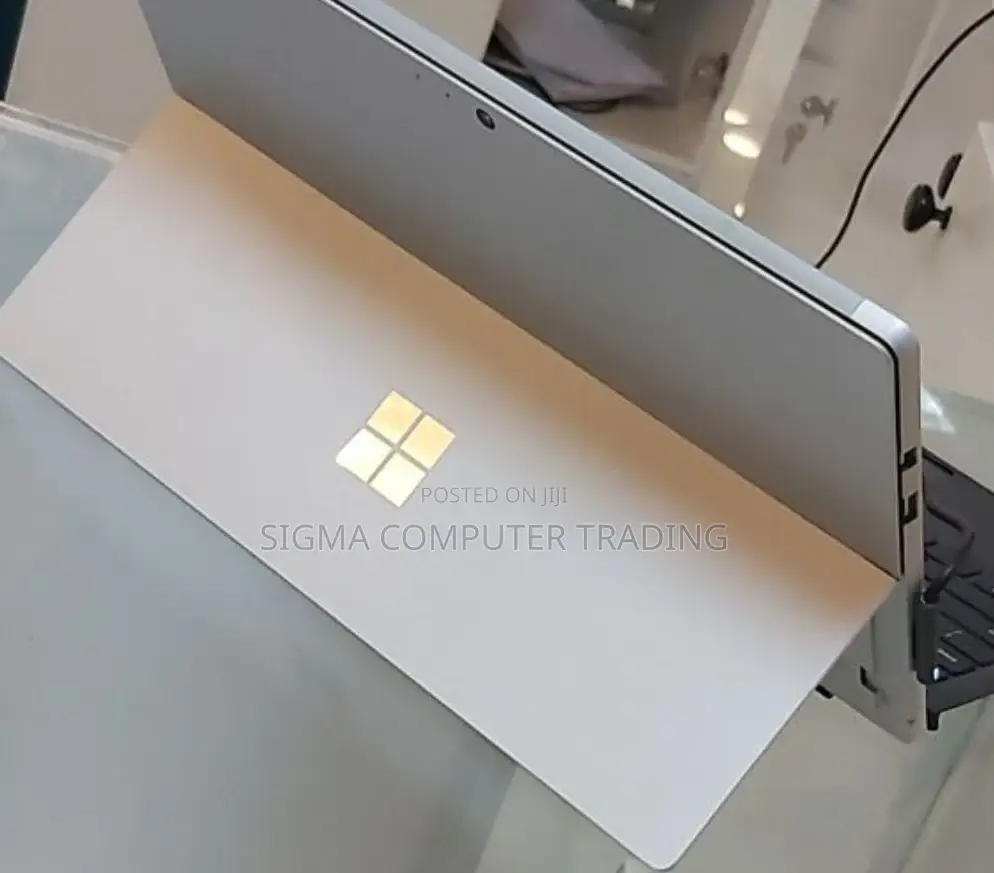 New Laptop Microsoft Surface Pro 8GB Intel Core I5 SSD 128GB