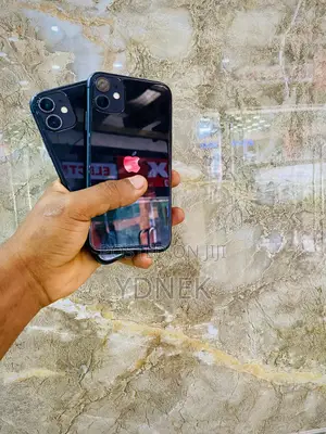 New Apple iPhone 11 128 GB Black