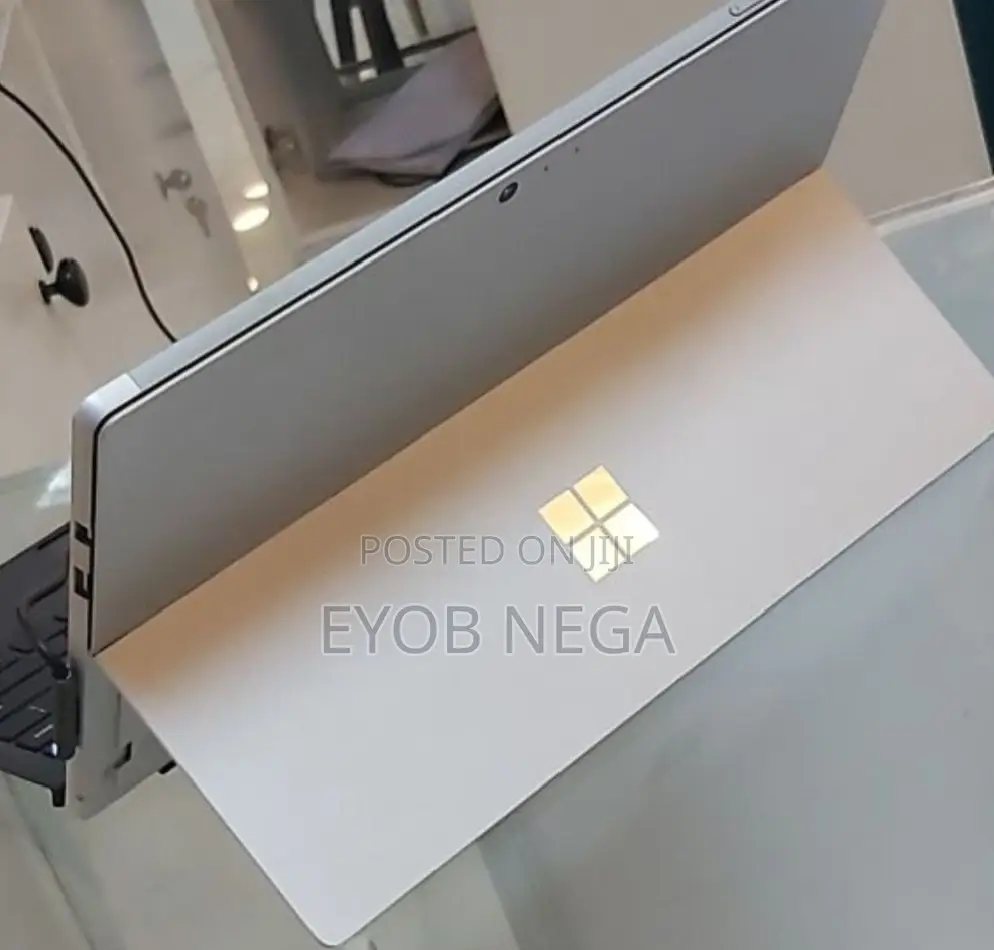 New Laptop Microsoft Surface Pro 8GB Intel Core I5 SSD 128GB