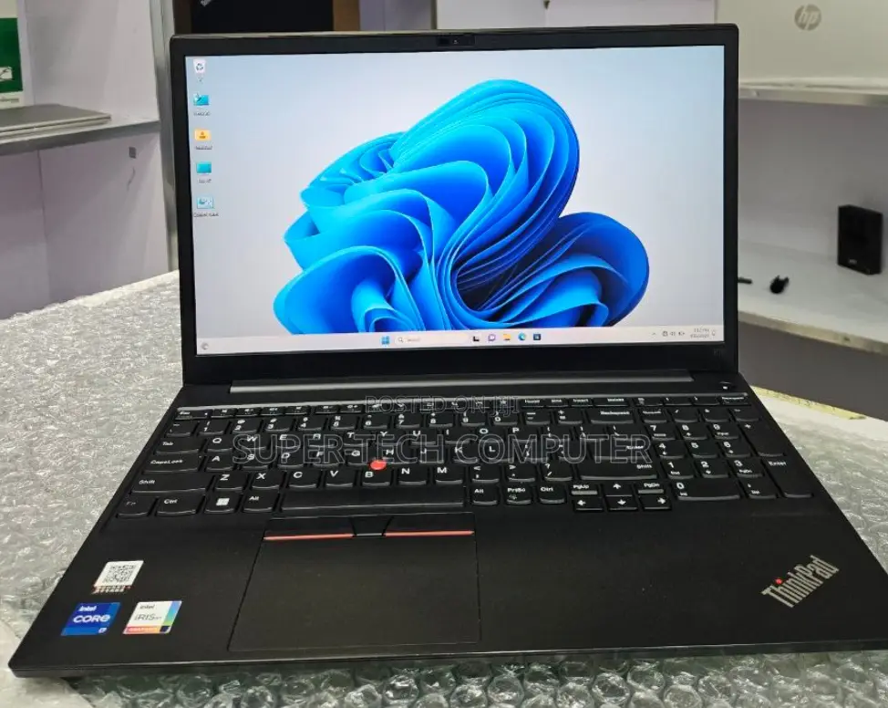 New Laptop Lenovo ThinkPad E14 G5 16GB Intel Core I7 SSD 512GB