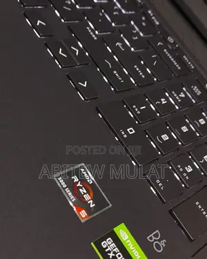 New Laptop HP Victus 16 16GB AMD Ryzen 5 SSD 512GB