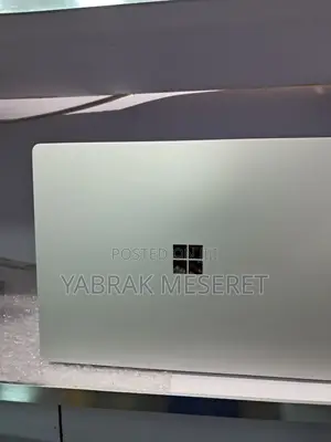 New Laptop Microsoft Surface 2 16GB Intel Core I7 SSD 512GB