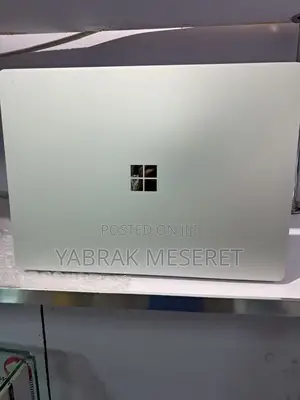 New Laptop Microsoft Surface 2 16GB Intel Core I7 SSD 512GB