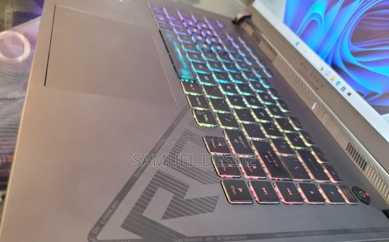 New Laptop Asus ROG Strix G15 16GB Intel Core I7 SSD 1T