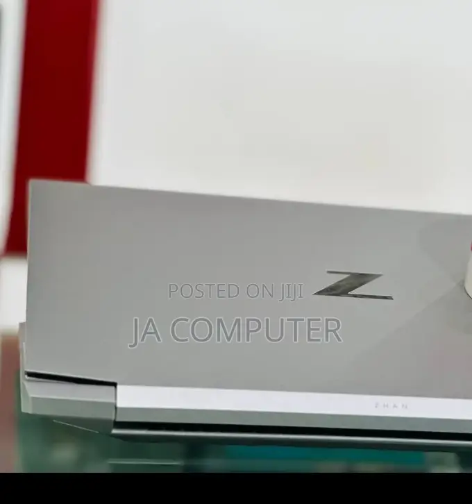 New Laptop HP ZBook 14 16GB AMD Ryzen 7 SSD 512GB