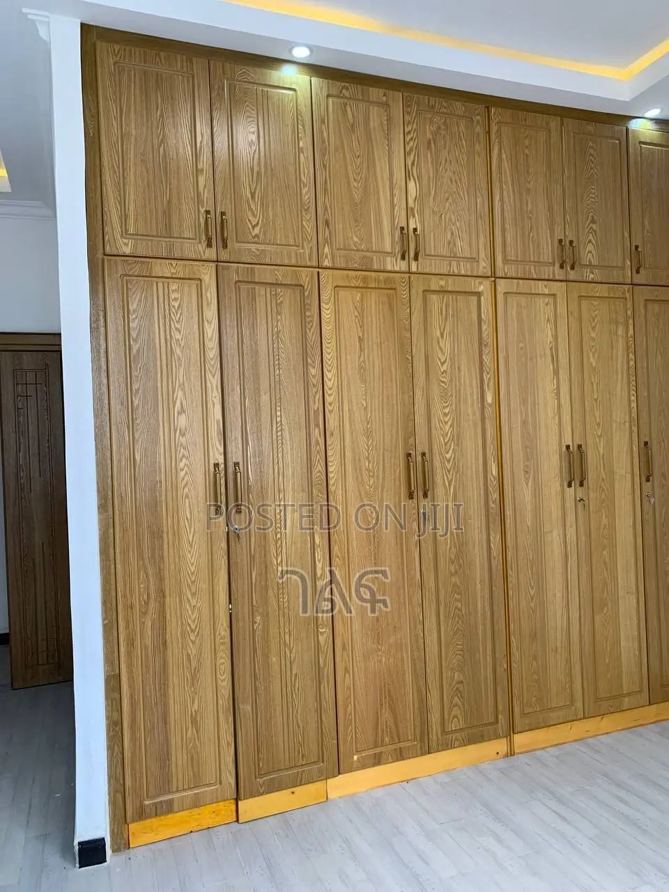 3bdrm Villa in አያት አካባቢ በጣም አሪፍ, Bole for sale