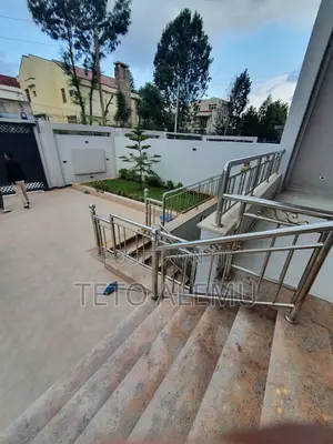 7bdrm House in የሚሸጥ ቤት Cmc ሰንሻይን, Yeka for sale