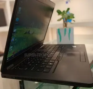 New Laptop Dell Precision 5480 8GB Intel Core I5 SSD 256GB