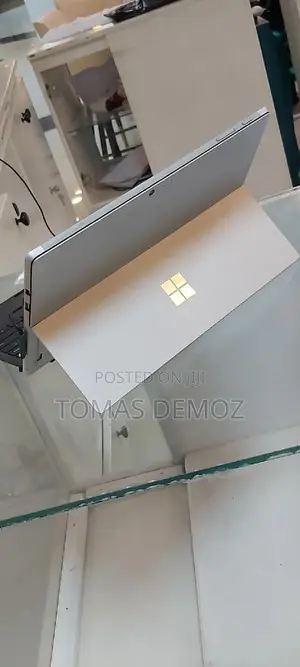 Photo - New Laptop Microsoft Surface Pro 4 8GB Intel Core I5 SSD 128GB