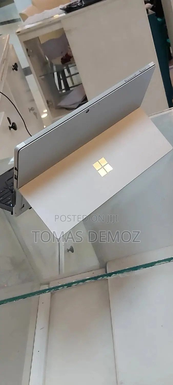 New Laptop Microsoft Surface Pro 4 8GB Intel Core I5 SSD 128GB