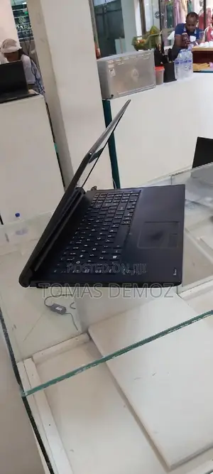 New Laptop Toshiba Satellite C55 4GB Intel Core I3 HDD 500GB