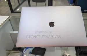 New Laptop Apple MacBook Pro 2019 16GB Intel Core I7 SSD 512GB