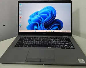 Photo - New Laptop Dell Latitude 5320 16GB Intel Core I7 SSD 512GB