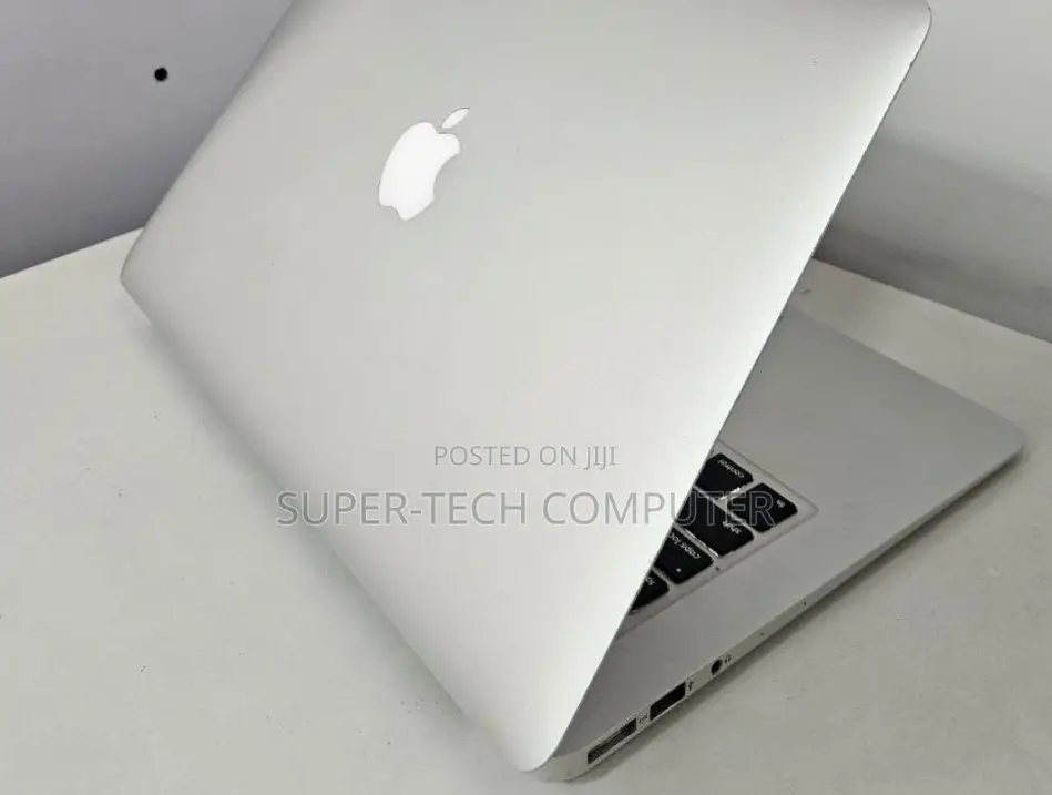 New Laptop Apple MacBook Air 2017 8GB Intel Core I5 SSD 256GB