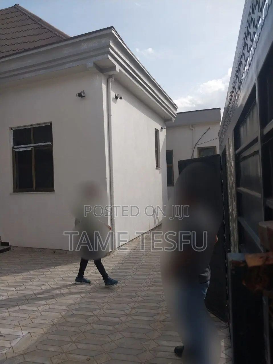 Furnished 3bdrm Villa in Yeka Kotobe for sale