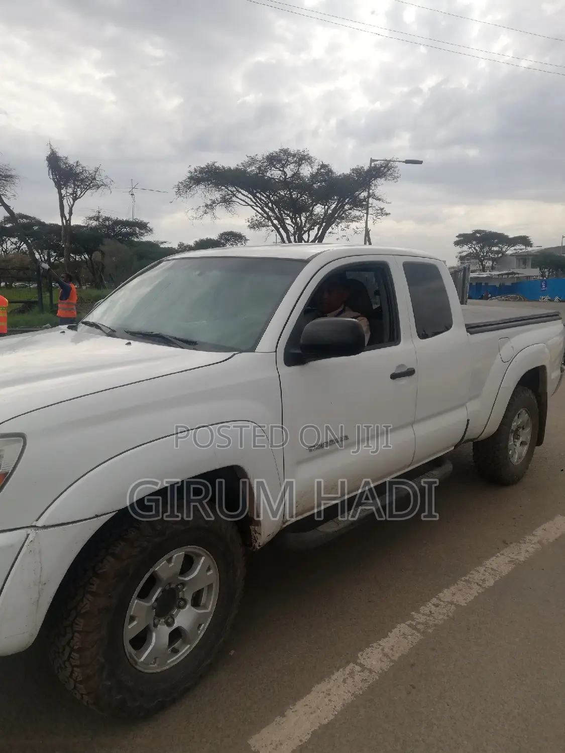 Toyota Tacoma Access Cab 2011 White