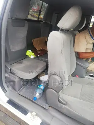 Toyota Tacoma Access Cab 2011 White