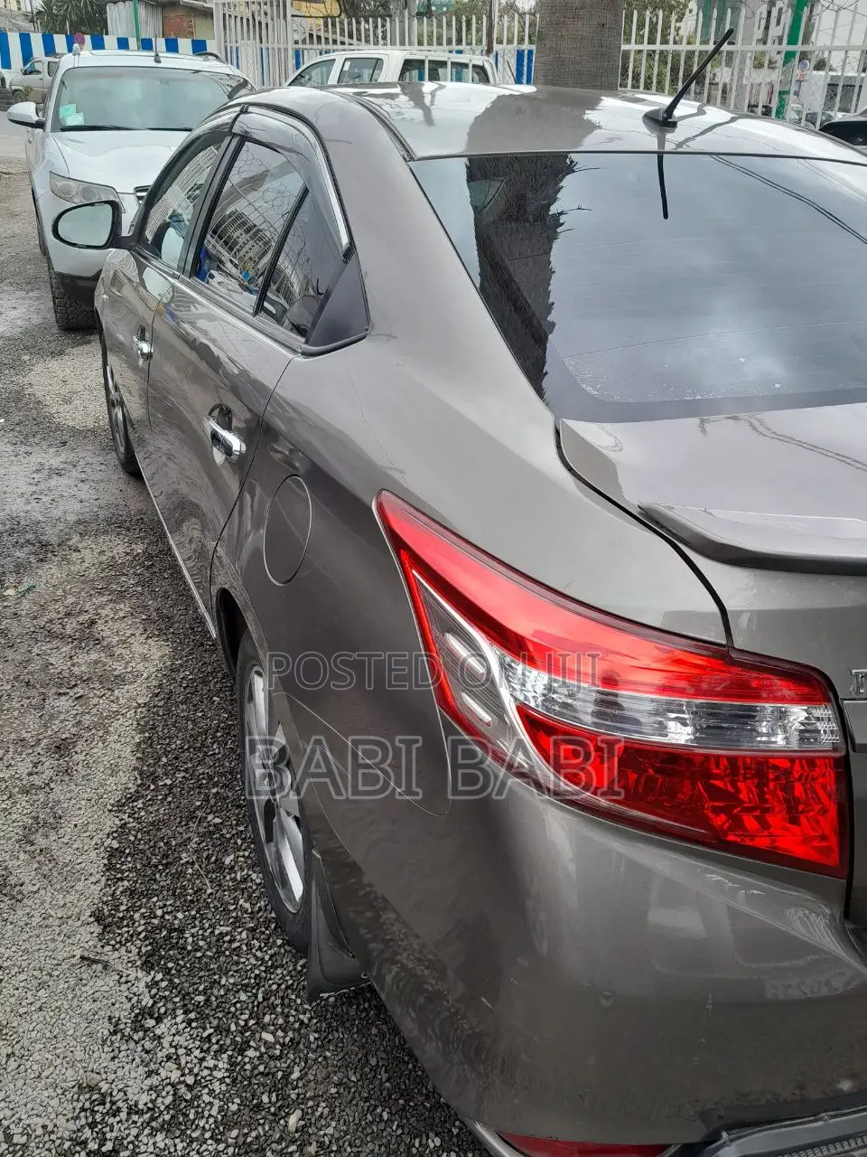 Toyota Yaris 2014 Brown