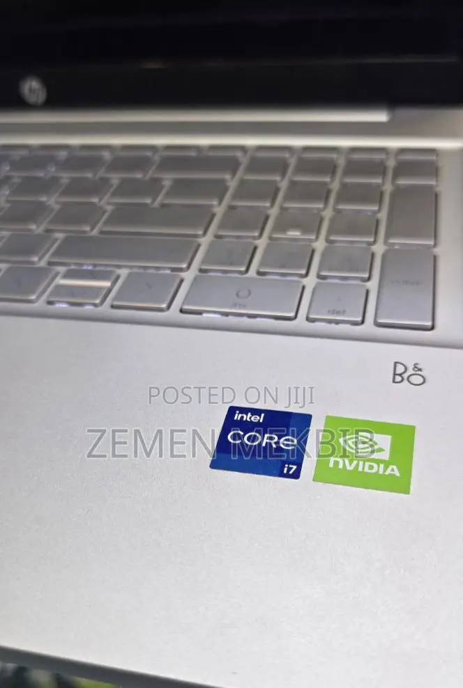 New Laptop HP 16GB Intel Core I7 SSD 512GB