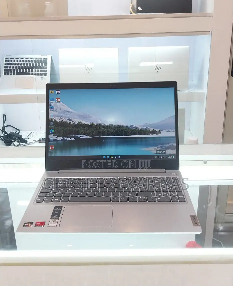 New Laptop Lenovo IdeaPad 130 12GB AMD Ryzen 3 SSD 256GB