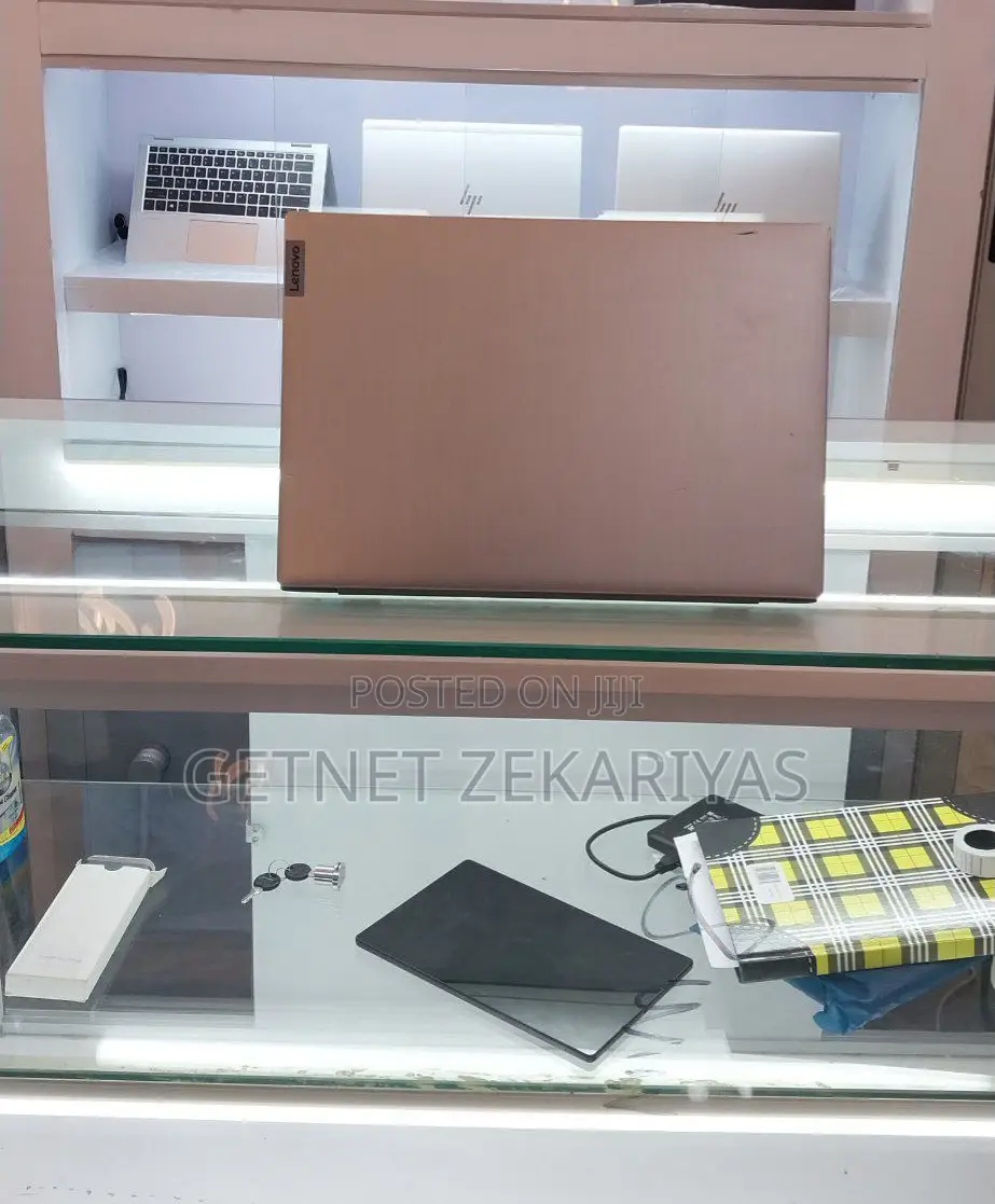 New Laptop Lenovo IdeaPad 130 12GB AMD Ryzen 3 SSD 256GB