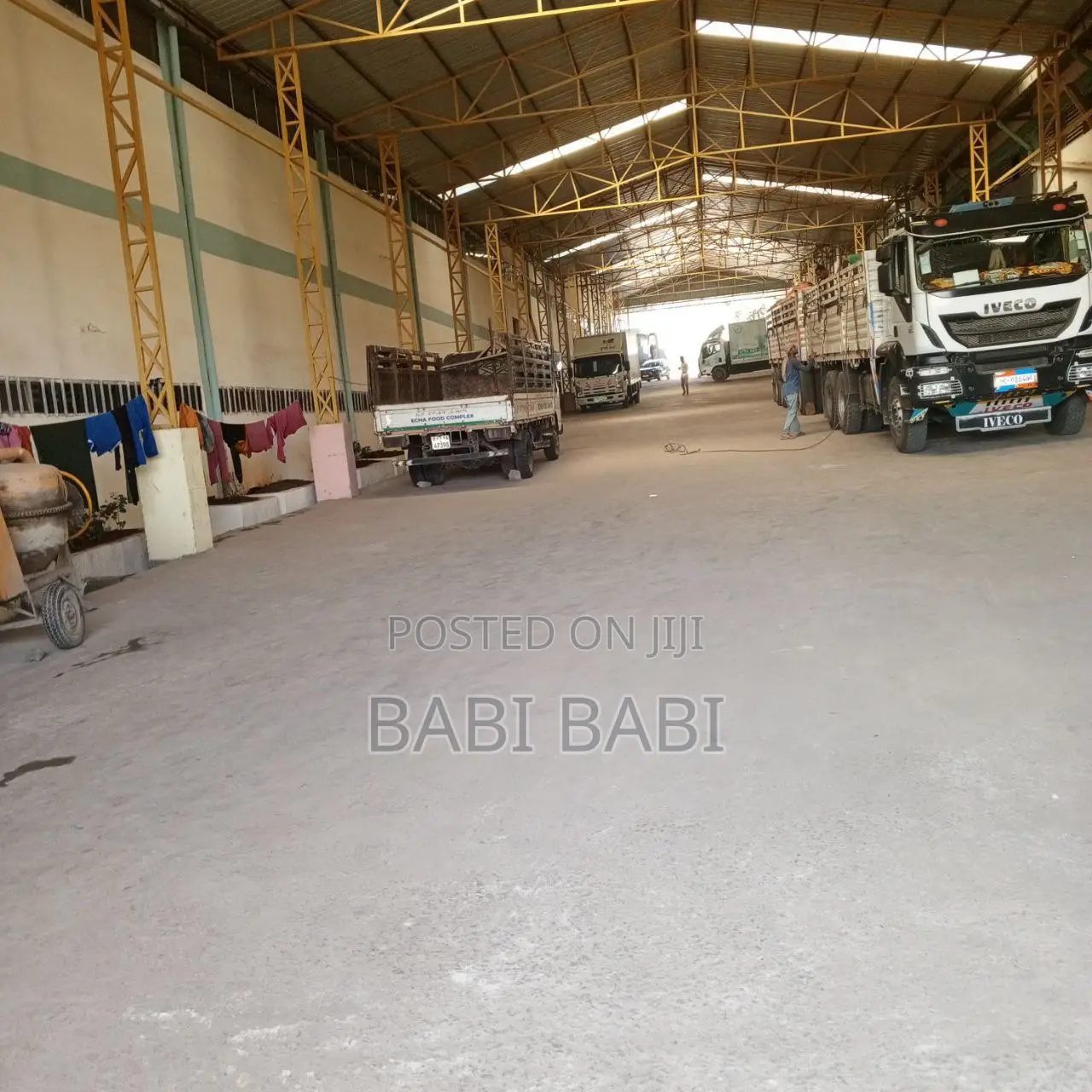 ለሽያጭ የቀረበ እስፖንጅ ፋብሪካ ኮምቦልቻ ከተማ የሚገኝ