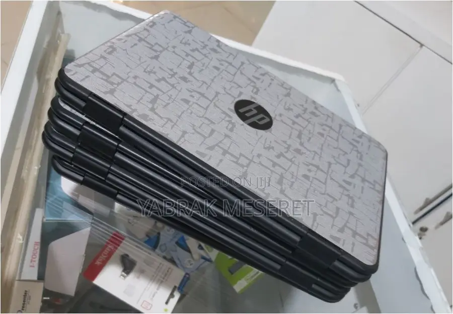 New Laptop HP X2 4GB Intel Pentium SSD 128GB