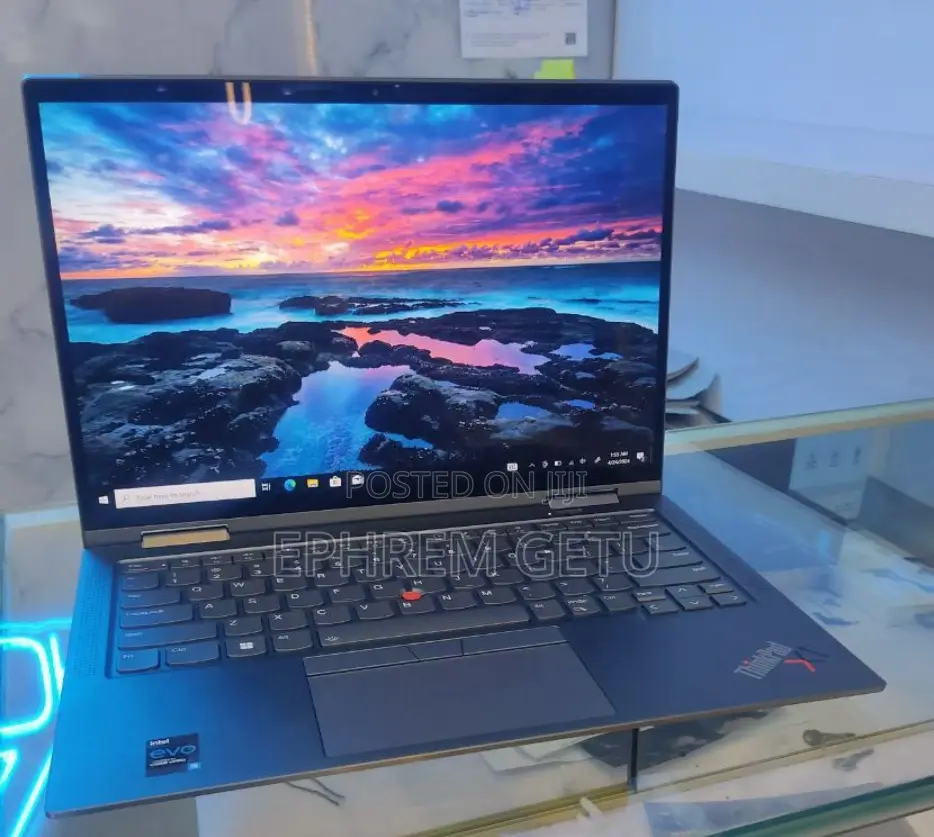 New Laptop Lenovo Thinkpad X1 Yoga 8GB Intel Core I5 SSD 512GB