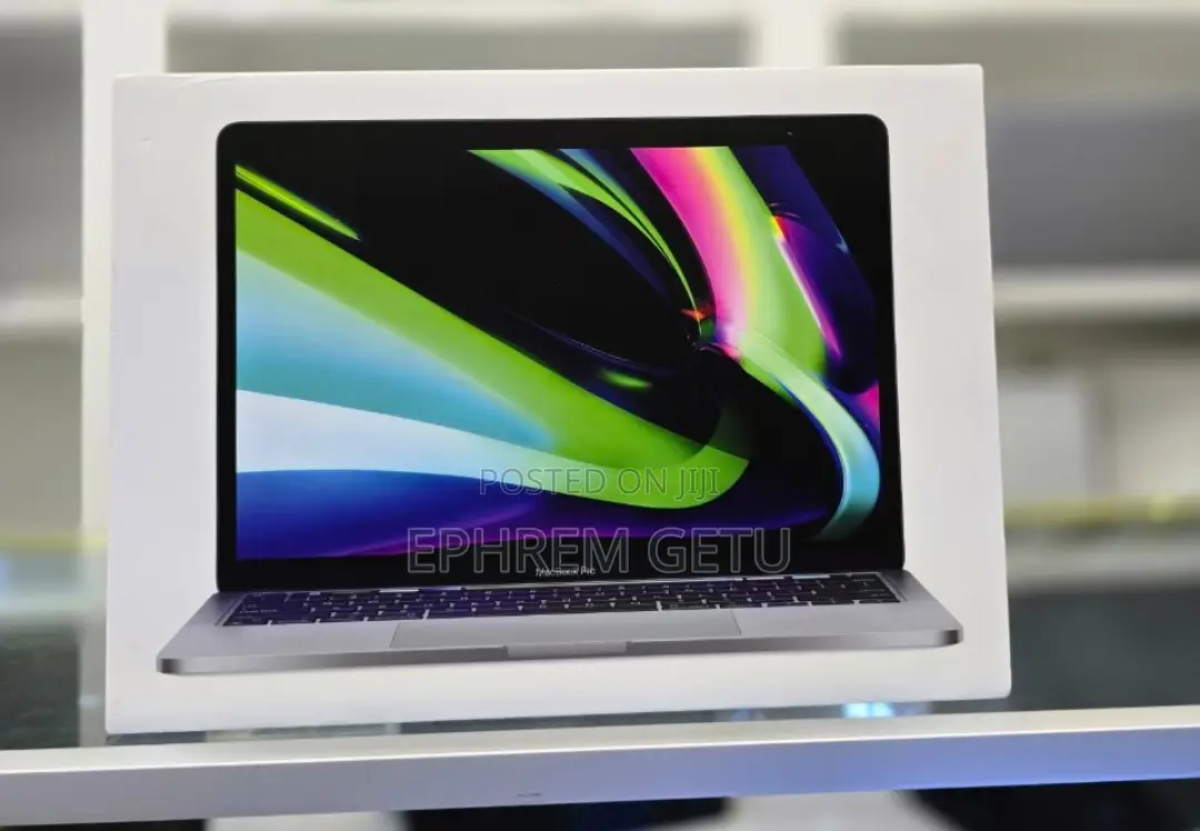 New Laptop Apple MacBook Pro 2022 M2 8GB Apple M2 SSD 512GB