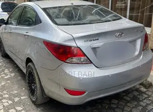 Hyundai Accent 2013 Silver