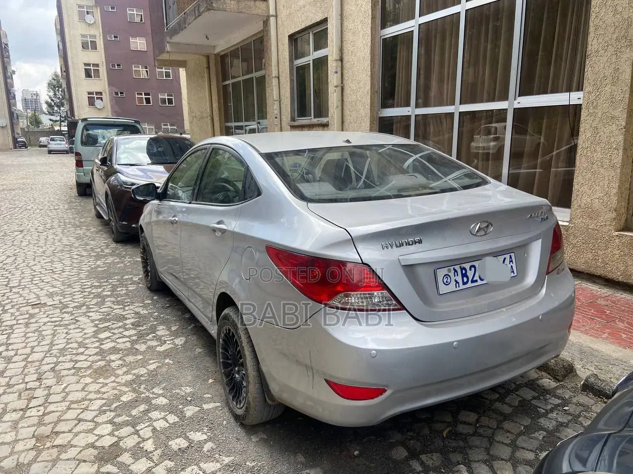 Hyundai Accent 2013 Silver