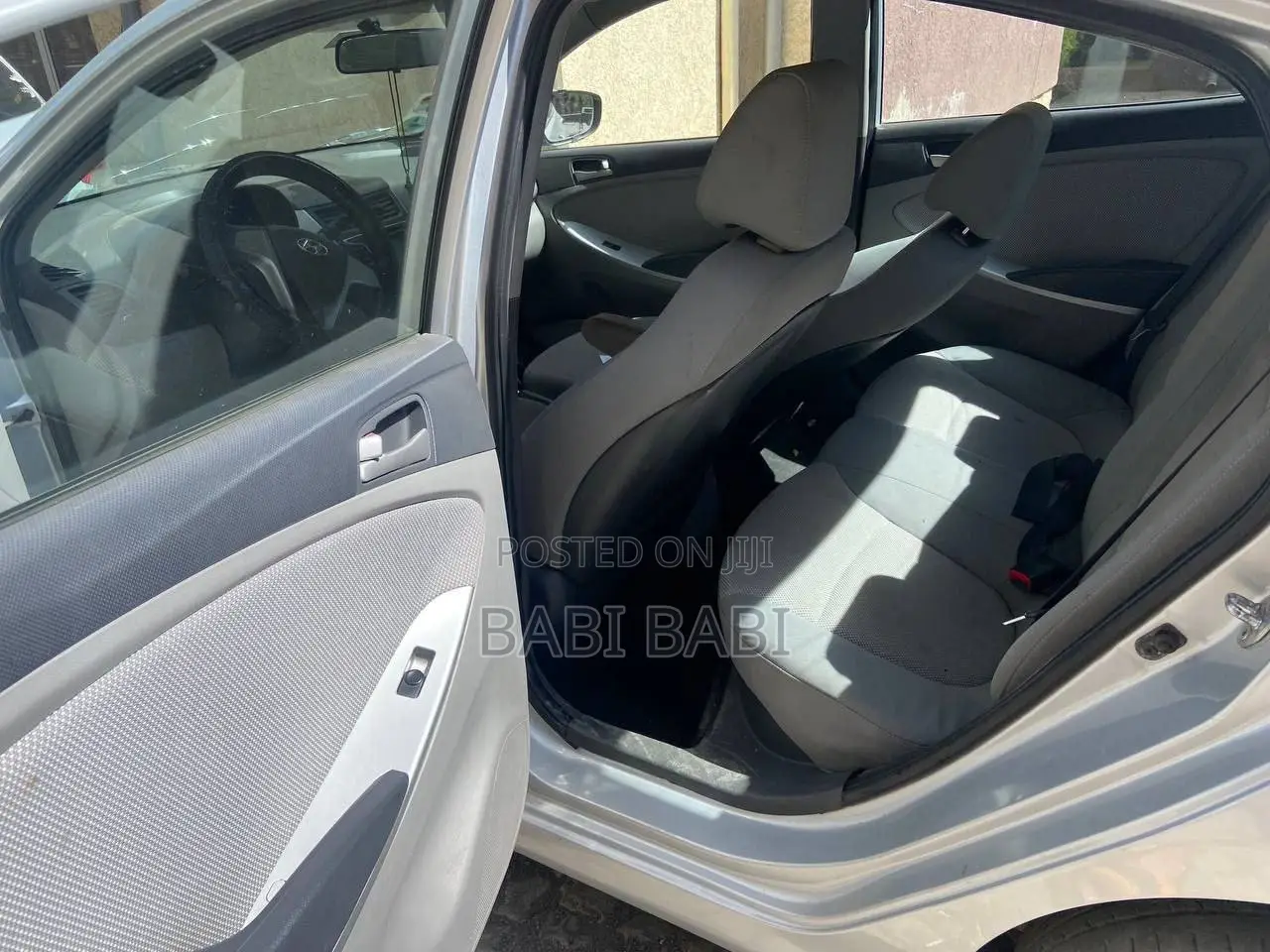 Hyundai Accent 2013 Silver