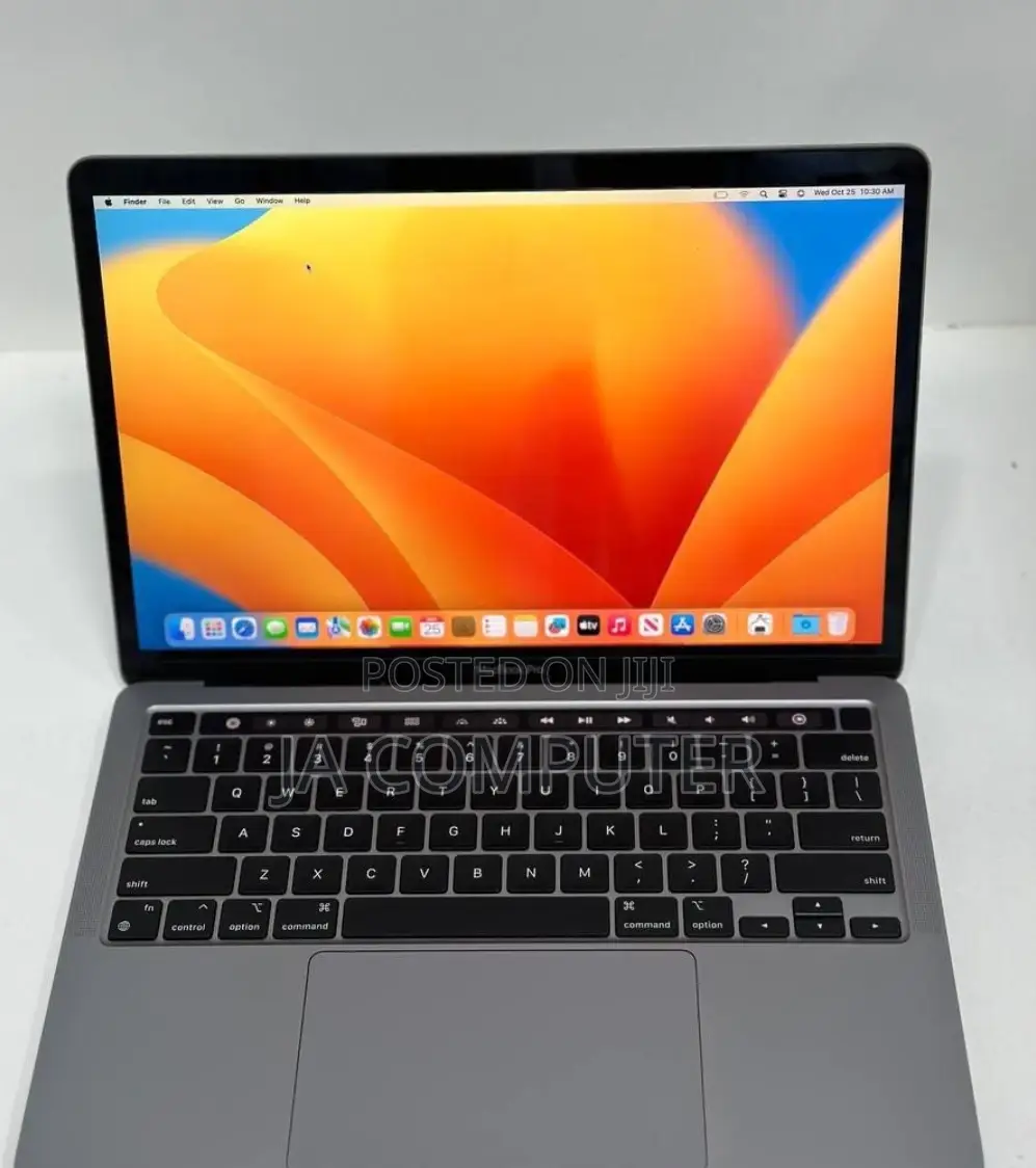 New Laptop Apple MacBook Pro M1 8GB Apple M1 Pro SSD 256GB