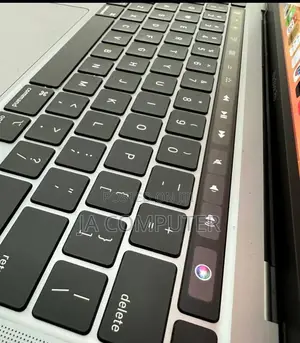 New Laptop Apple MacBook Pro M1 8GB Apple M1 Pro SSD 256GB