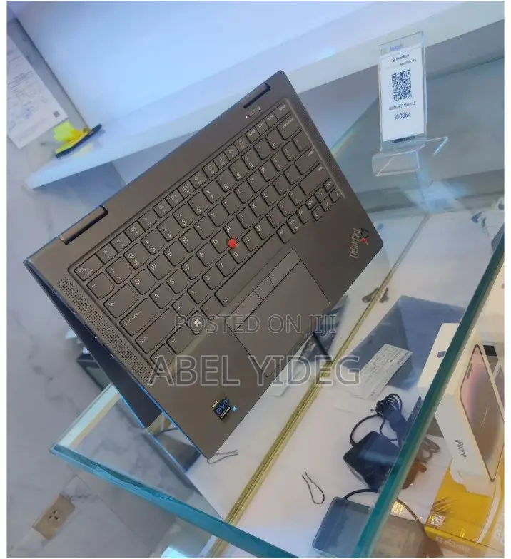 New Laptop Lenovo Thinkpad X1 Yoga 8GB Intel Core I5 SSD 512GB