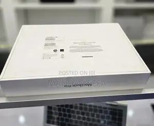 Photo - New Laptop Apple MacBook Pro 8GB Apple M2 SSD 512GB