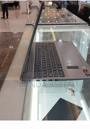 New Laptop Lenovo 12GB AMD Ryzen 3 SSD 256GB