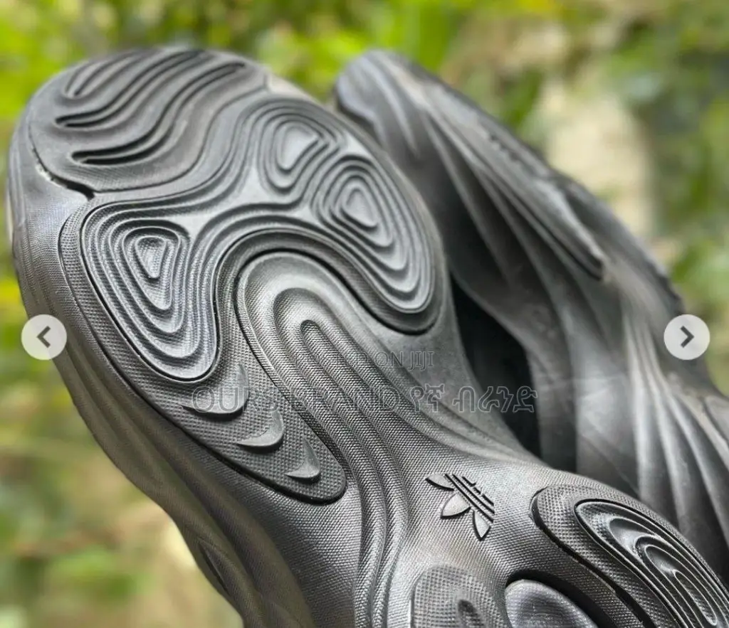 Adidas Yeezy High Master Quality Luxurious Sneakers Shoes