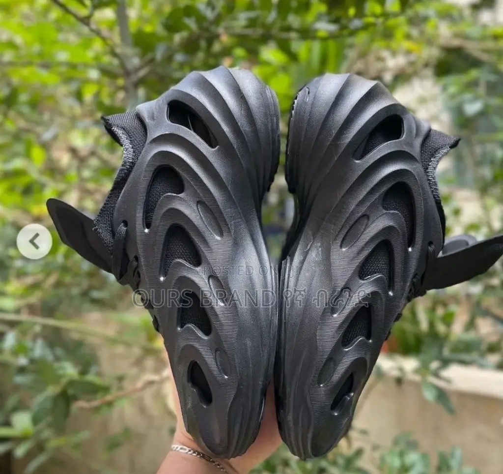 Adidas Yeezy High Master Quality Luxurious Sneakers Shoes