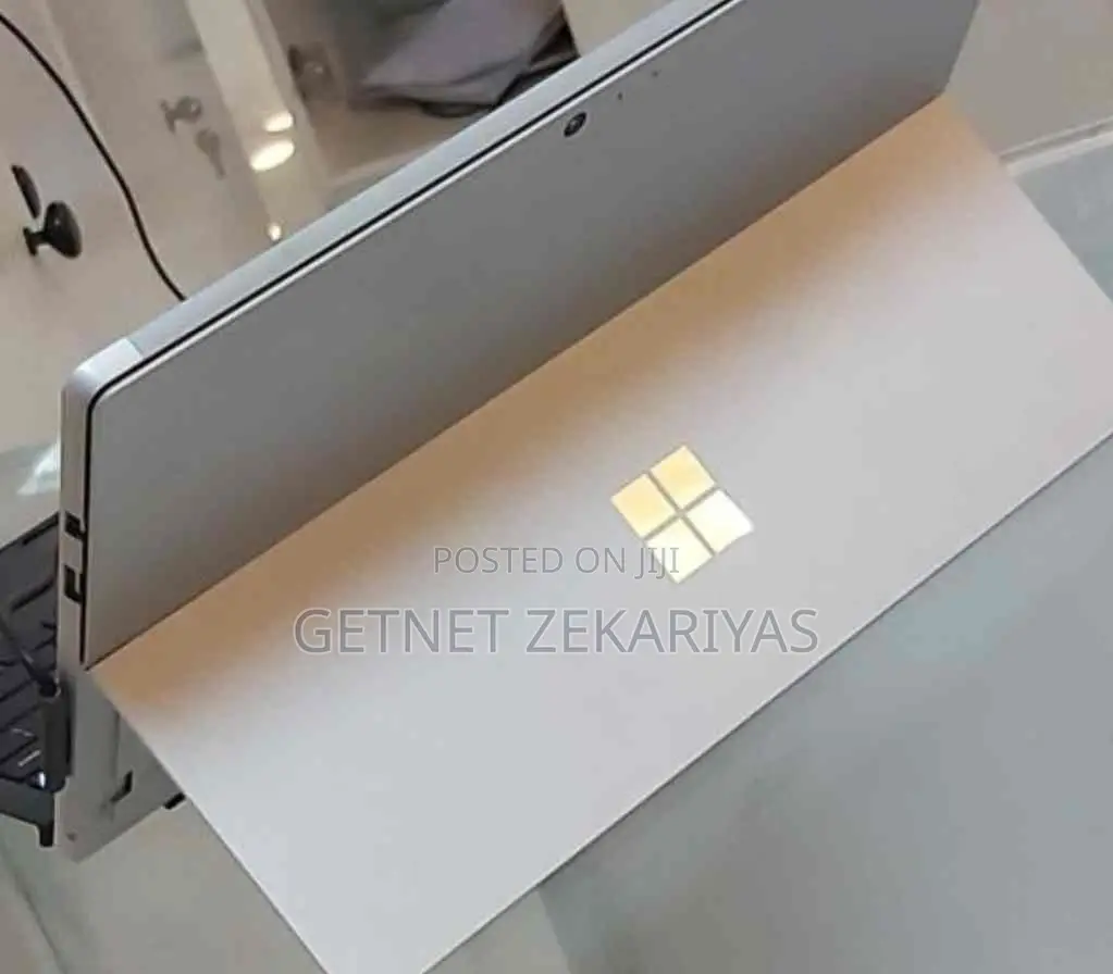 New Laptop Microsoft Surface Pro 8GB Intel Core I5 SSD 128GB