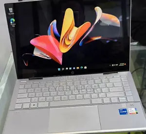 New Laptop HP Pavilion X360 8GB Intel Core I5 SSD 512GB