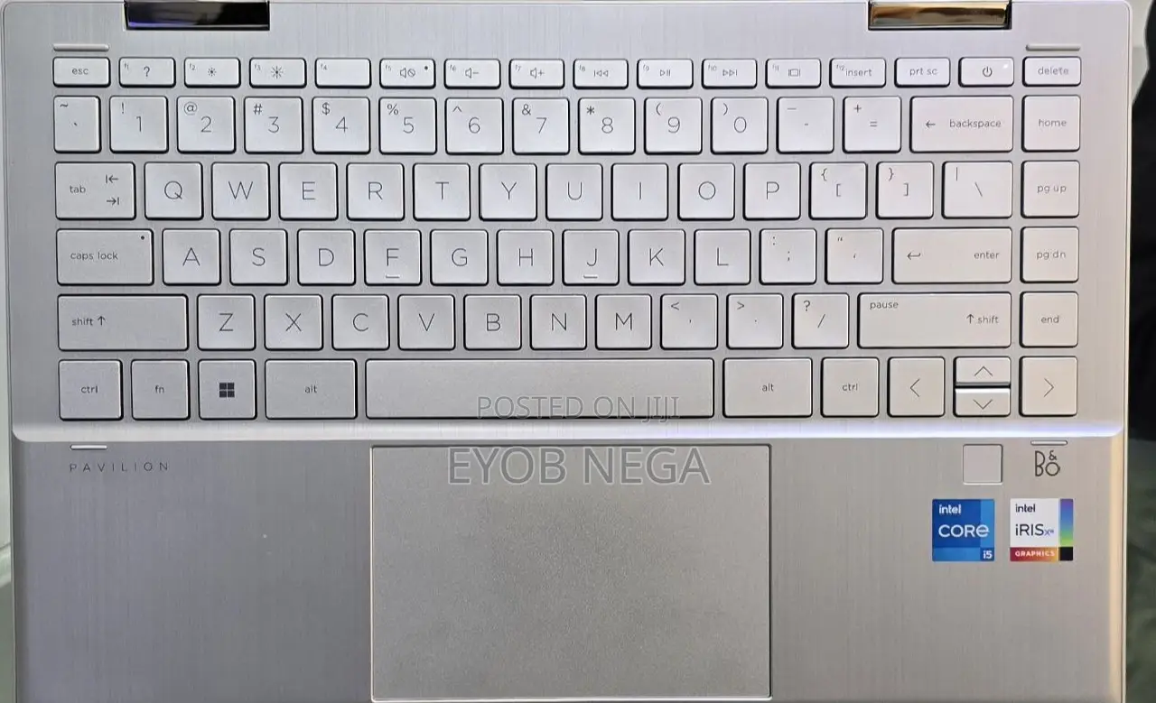 New Laptop HP Pavilion X360 8GB Intel Core I5 SSD 512GB