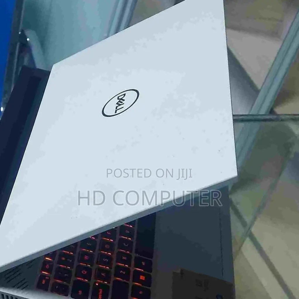 New Laptop Dell G15 5511 16GB AMD Ryzen 7 SSD 512GB