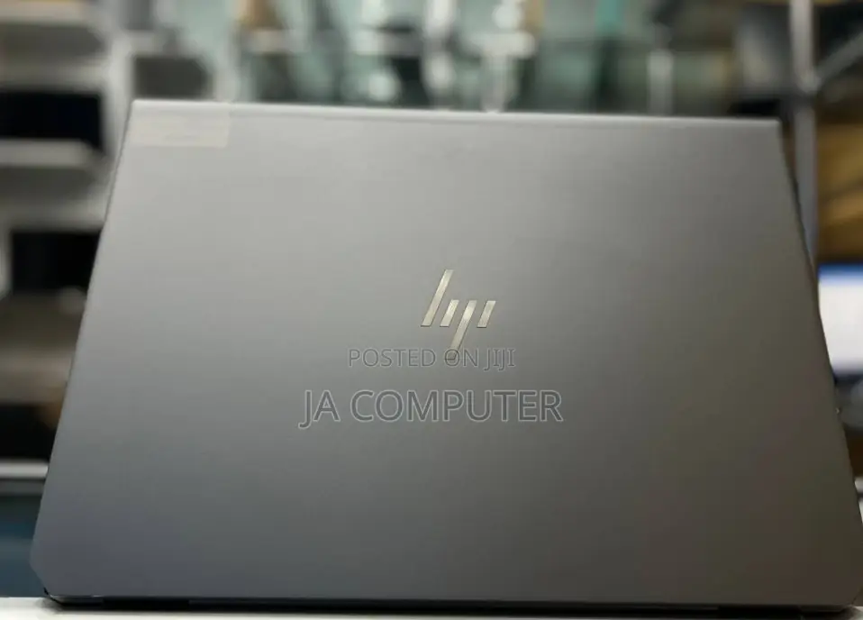 New Laptop HP ZBook Studio G5 16GB Intel Core I7 SSD 512GB