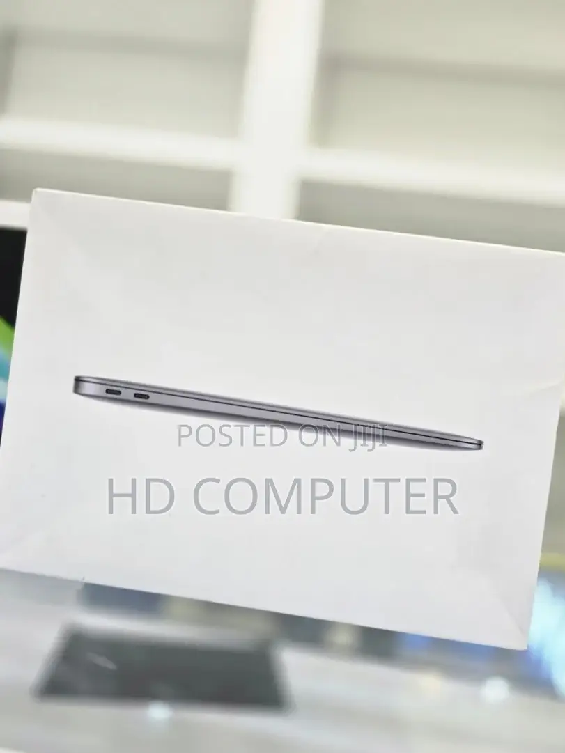 New Laptop Apple MacBook Air 2020 M1 8GB Intel Core I9 SSD 512GB