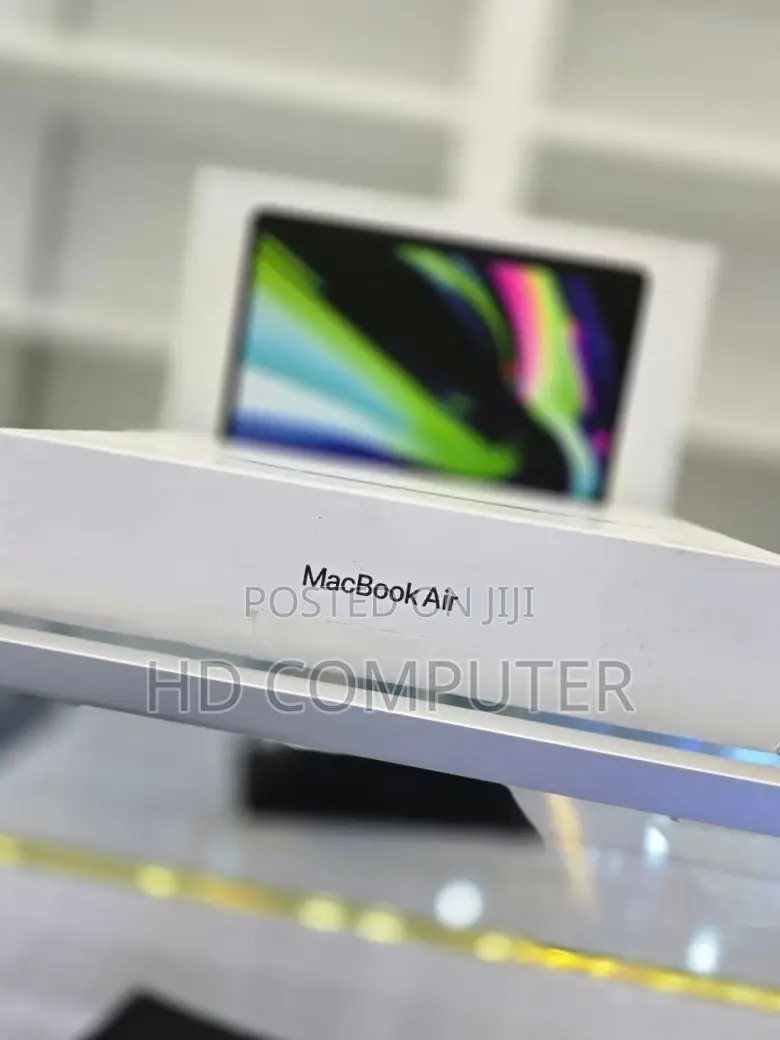 New Laptop Apple MacBook Air 2020 M1 8GB Intel Core I9 SSD 512GB