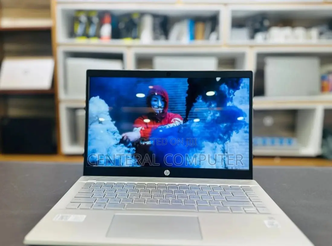 New Laptop HP 430 8GB Intel Core I5 SSD 512GB