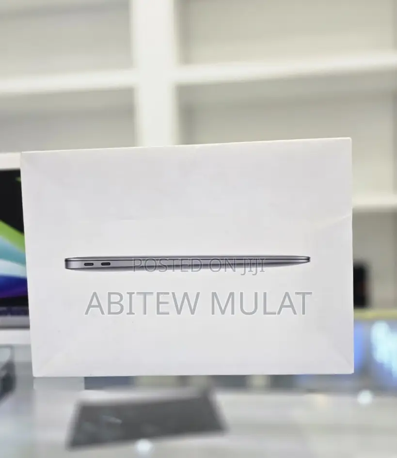 New Laptop Apple MacBook Air 2020 M1 8GB Apple M1 SSD 512GB